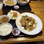 モンテローザ - 料理写真: