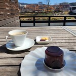 サロン・ド・ロワイヤル - 