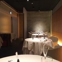 ライラ - 重厚感のある内装