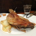 コム・ア・ラ・メゾン - 鴨もも肉のコンフィ ランド風じゃがいものソテー添え2,200円
