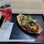 築地銀だこ - 料理写真:九条ねぎマヨ 特製ソース(6個)(715円)、ウーロン茶(165円)