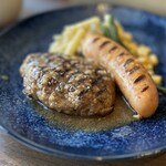 Ken’s Grill Shibaura - ハンバーグ＆ジャンボソーセージ