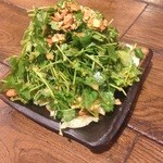 肉汁餃子のダンダダン 下北沢店 - パクチーサラダ