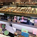 ジェラテリア テオブロマ - 店舗内観