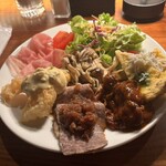 カルネジーオ ウエスト - 