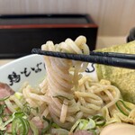 鶏そば 唆る - 麺リフト♪