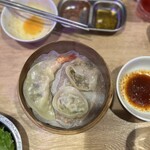 ヒョンチャンプルコギ - マンドゥ盛合せ