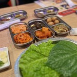 ヒョンチャンプルコギ - お通しセット