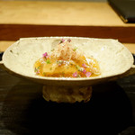 虎白 - お造り「カワハギのお造り 柑橘の橙入りジュレ掛け」　2015年2月