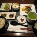 Hoteru Sanfurekkusu Kagoshima - 和食とろろご飯
