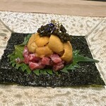 肉割烹 よし田 - 宮崎坂元牛のユッケ　沢庵　生雲丹　オシェトラキャビア