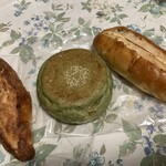 パン工房 ドルチェ・ビータ - 塩バターカシューナッツ、よもぎもちあんぱん、くるみピーナッツ