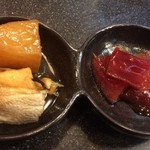 幸寿司 - サービスの漬けと煮魚