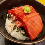 味享 - マグロ丼です。一膳目です