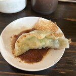 藤井屋 - 黒豚餃子。
