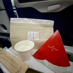 Cafeねんりん家 - 三角のパッケージ