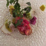 アンティカ オステリア バーチョ - 右下）北海道産キャロル７のブルスケッタ　　　左下）宮崎県産三元豚のモモ肉のプロシュート　左上）種子島産安納芋のサラダ　　　　　　　　右上）三重県産しまあじのラヴィゴットソース