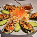 ソムオー - パーナ貝の香草焼き