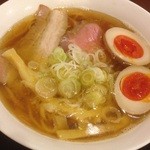 彩色ラーメン きんせい総本家 夢風 - しょうゆラーメン