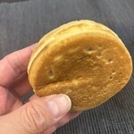 御座候 - 料理写真:赤あん　110円