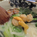 らーめん砦 - 海の旨味を真っ直ぐに伝えてきて、余計なものがない実直スタイル！