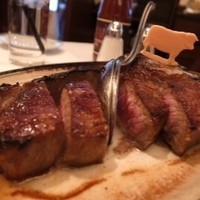 ウルフギャング・ステーキハウス 六本木 - NYサーロインステーキ