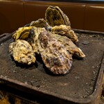 かき小屋フィーバー - 料理写真:焼き牡蠣