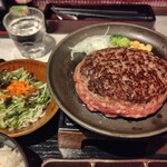 とろけるハンバーグ 福よし - 