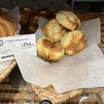 グルマン ヴィタル - 料理写真:カリカリメロンパン