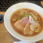 中華蕎麦 麺ノ歌 - 料理写真:醤油