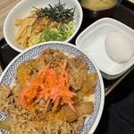 吉野家 - 料理写真:牛丼大盛＋油そば生卵と味噌汁