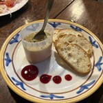 ワイン酒場 Bistro 2538 - レバーパテ