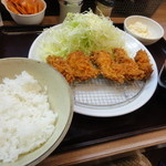 坂井精肉店 - かきフライ定食
