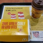 McDonald's - カーリーポテトフライ（３２０円）＆コーヒー（１００円）です。