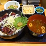 魚屋の台所 下の一色 - 