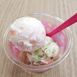 サーティワンアイスクリーム - 料理写真:白桃ブランマンジェとお花見だんごさくら風味