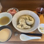 コトノハ - 海老（甘海老頭出汁）と塩（沖縄塩ぬちまーす）