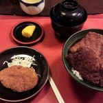 Yoroppa Ken - ソースカツ丼とミニメンチ