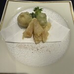 348966036 - タラの芽、蕗のとう、あこや貝の衣揚げ