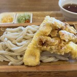 やまや製麺所 - 料理写真: