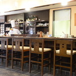 プティサレ - カウンター席