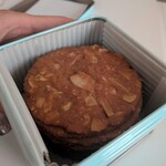 カズノリ イケダ アンディヴィデュエル - 中はこんな感じ