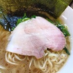 豚骨醤油 ラーメンつる家 - 