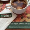 Sizzler - 料理写真:Tomyam ｽｰﾌﾟはうまみ、辛みと酸っぱさのﾊﾞﾗﾝｽ重視、澄んでいます。