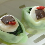 Yan Toh Heen  - 黒松露帯子菜苗餃