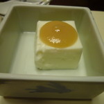 梅の花 - 前菜の豆腐