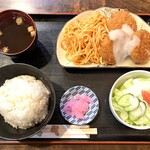 倅 Ｂ食 - クリームコロッケ定食