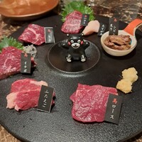 馬刺しと焼き鳥 グルマン三年坂 - 