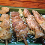 Izakaya Koganchaya - みつせ鶏串焼き ももむね串,せせり串,ささみわさび串,ぼんじり串