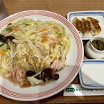 リンガーハット - 料理写真: